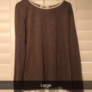 Long sleeve top